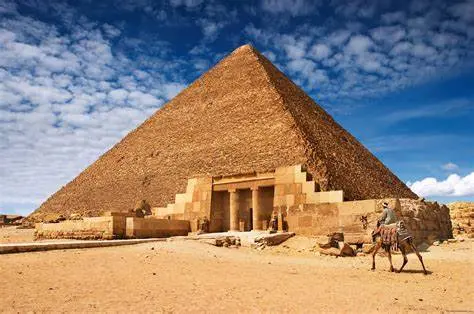 Menikmati Keindahan Piramida Giza Sambil Bermain Slot ‘Egypt Oracle’